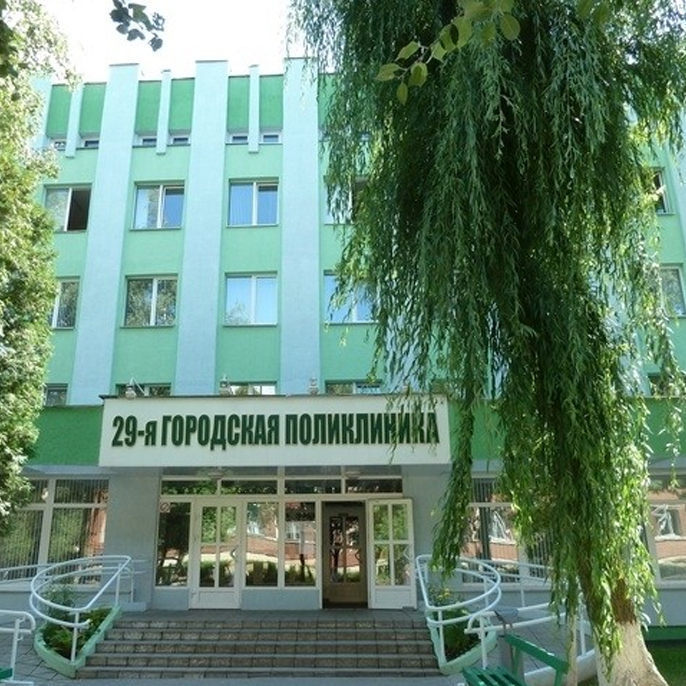 Кровь из полых вен поступает в